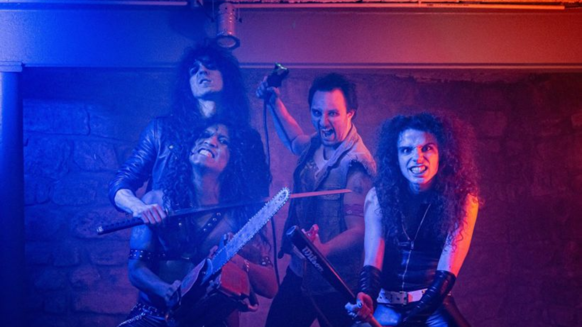 animalize_heavymetal_decibel_2022-820x820